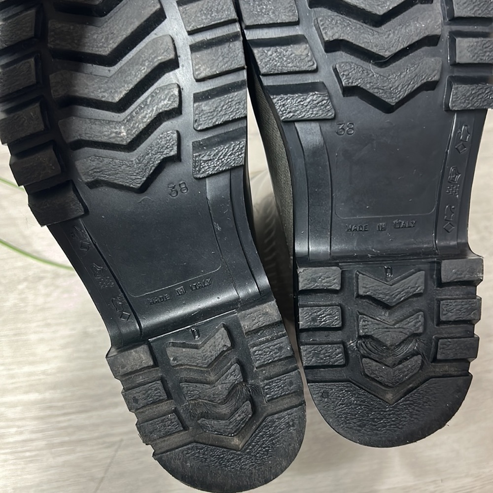 Burberry • plaid check signature rubber winter rain boots - Picture 11 of 16